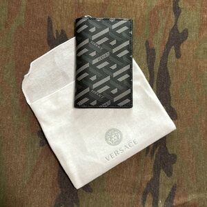 VERSACE WALLET